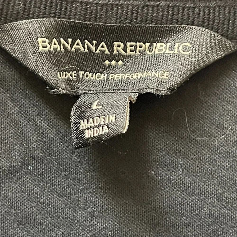 Banana Republic Men's Large Navy Deluxe Touch Performance Cotton Polo‎